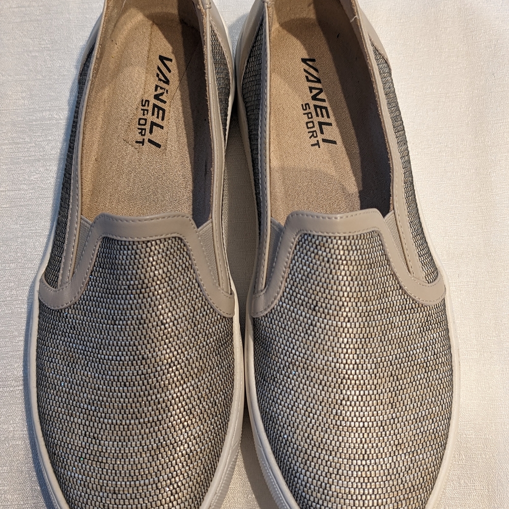 Pre-owned Vaneli Beige and Cream Slip-On Sneakers - Picture 3 of 8
